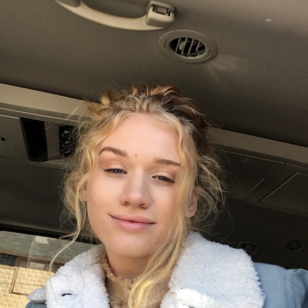 Meet your Posher, Paige